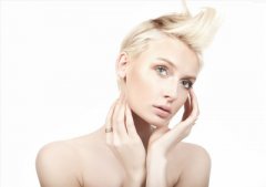 男人皮肤暗黄应该怎么快速变白