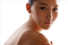 吸脂去眼袋价格多少